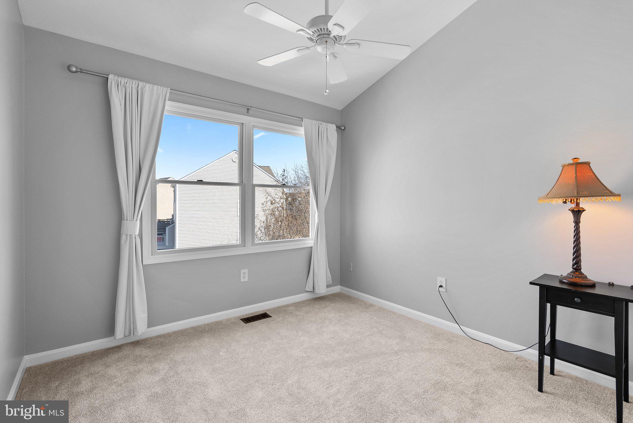 BAYSIDE - Residential