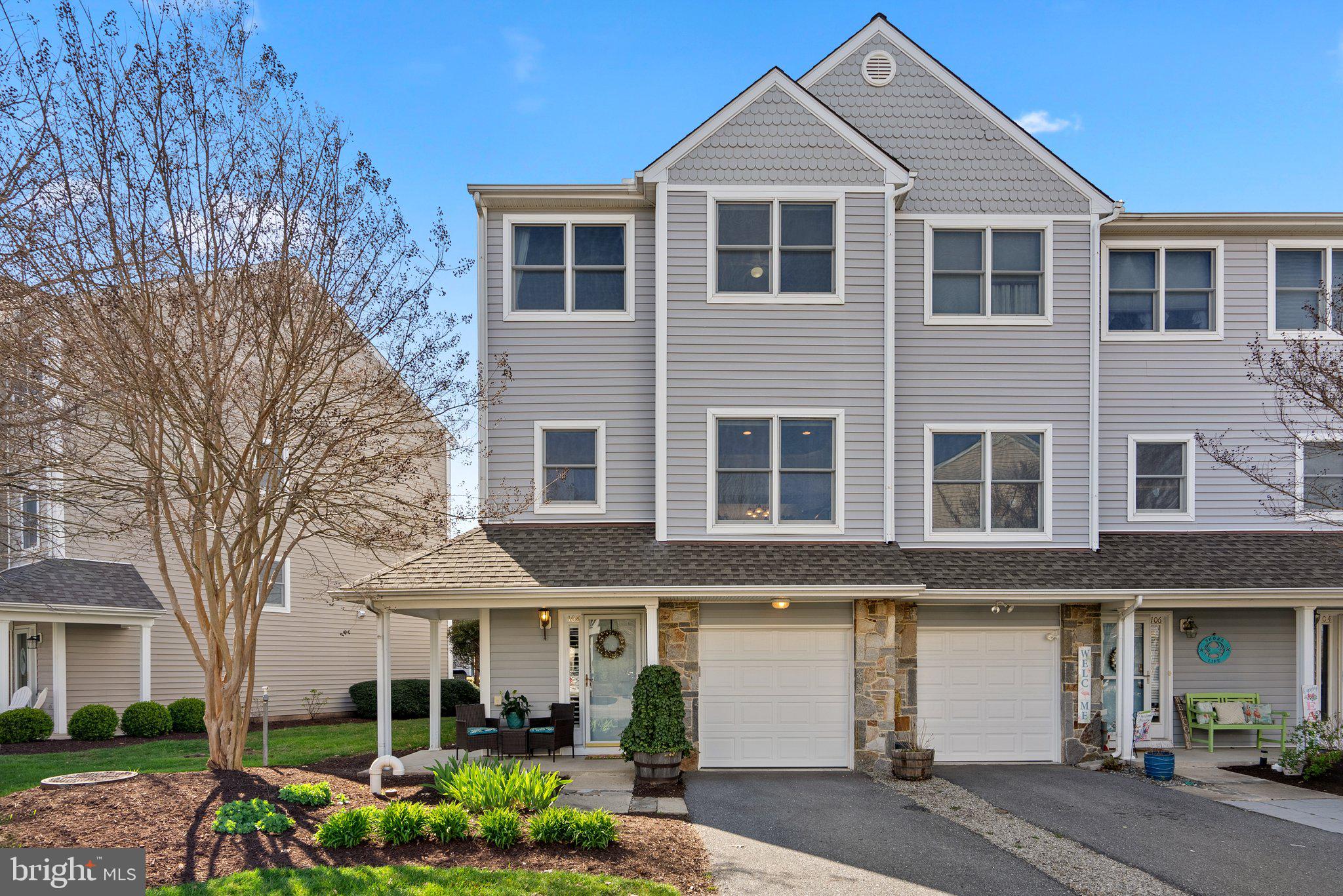 BAYSIDE - Residential