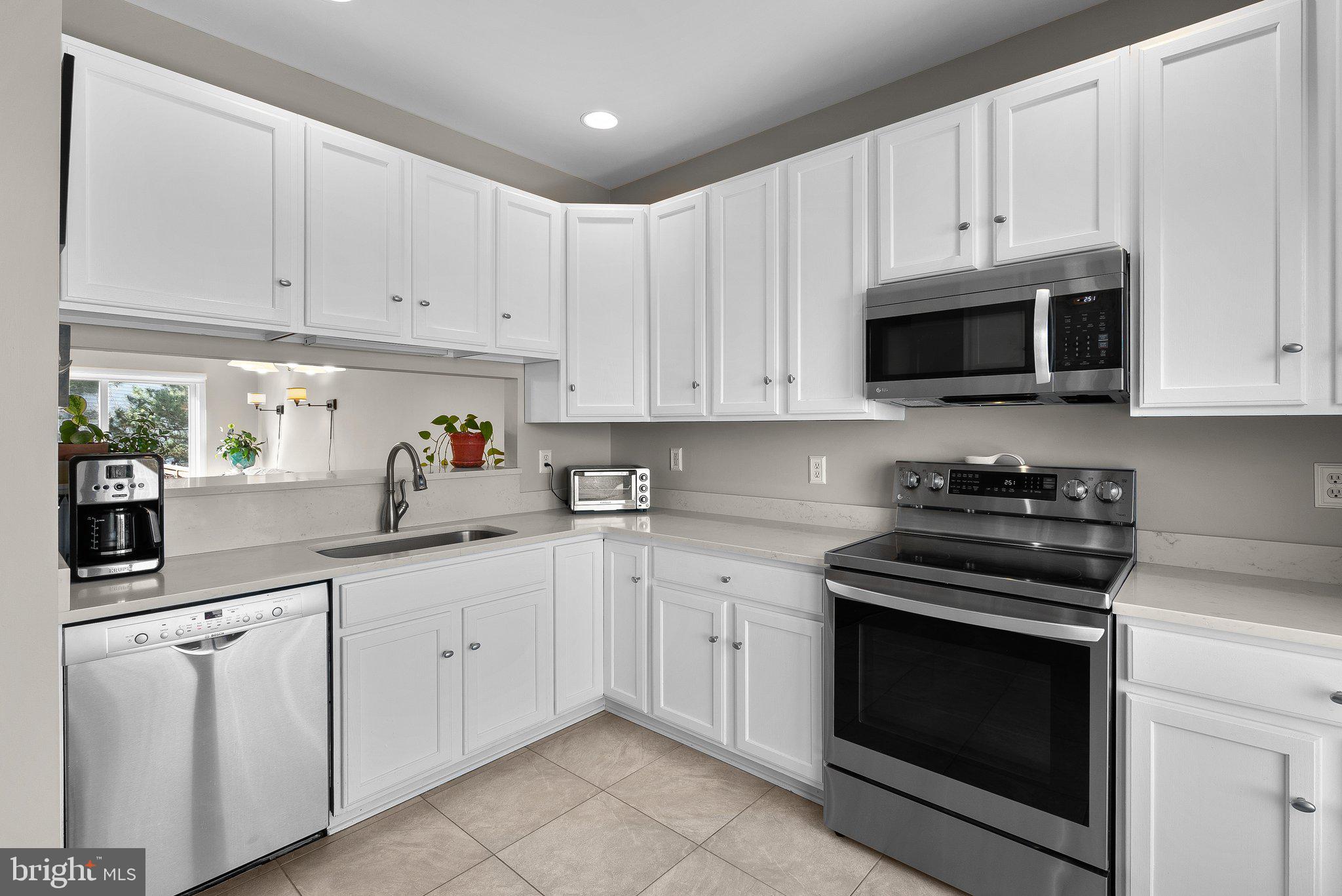 BAYSIDE - Residential