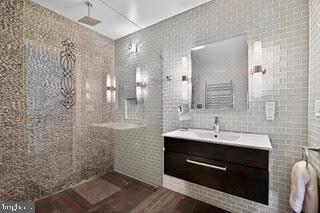 REES ESTATE - Residential