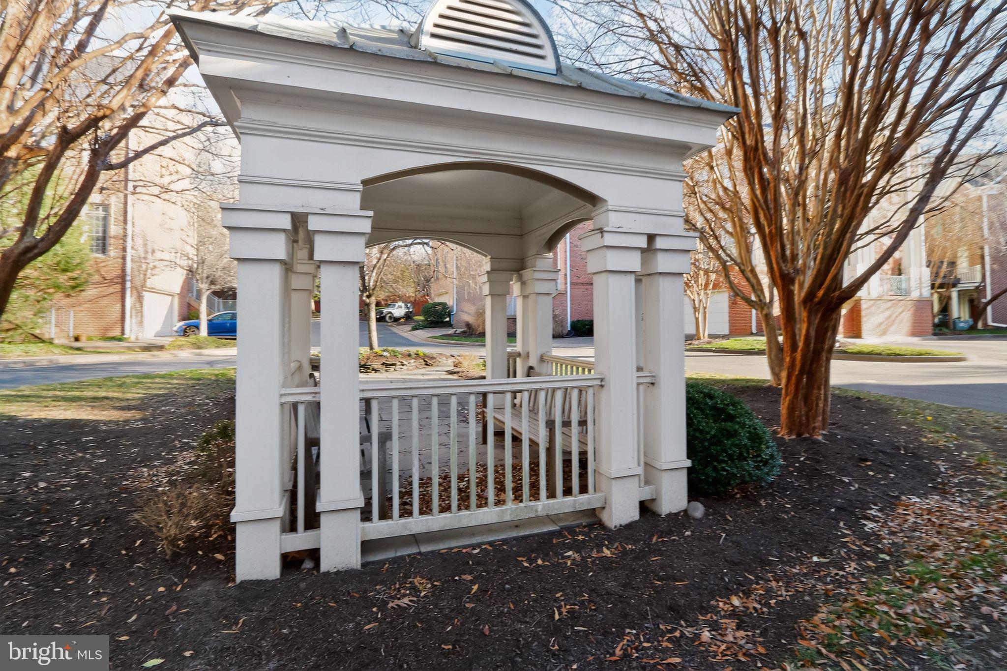 REES ESTATE - Residential