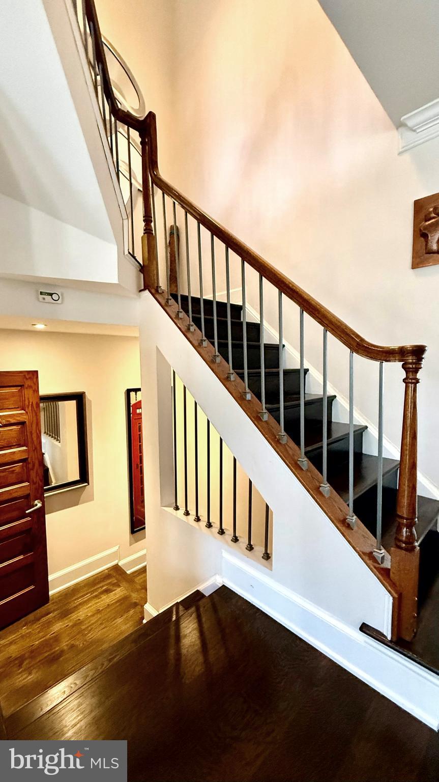 REES ESTATE - Residential