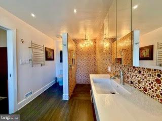 REES ESTATE - Residential