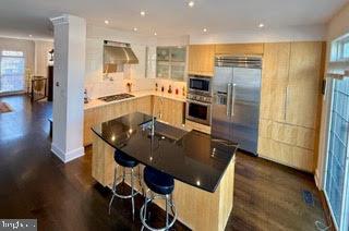 REES ESTATE - Residential