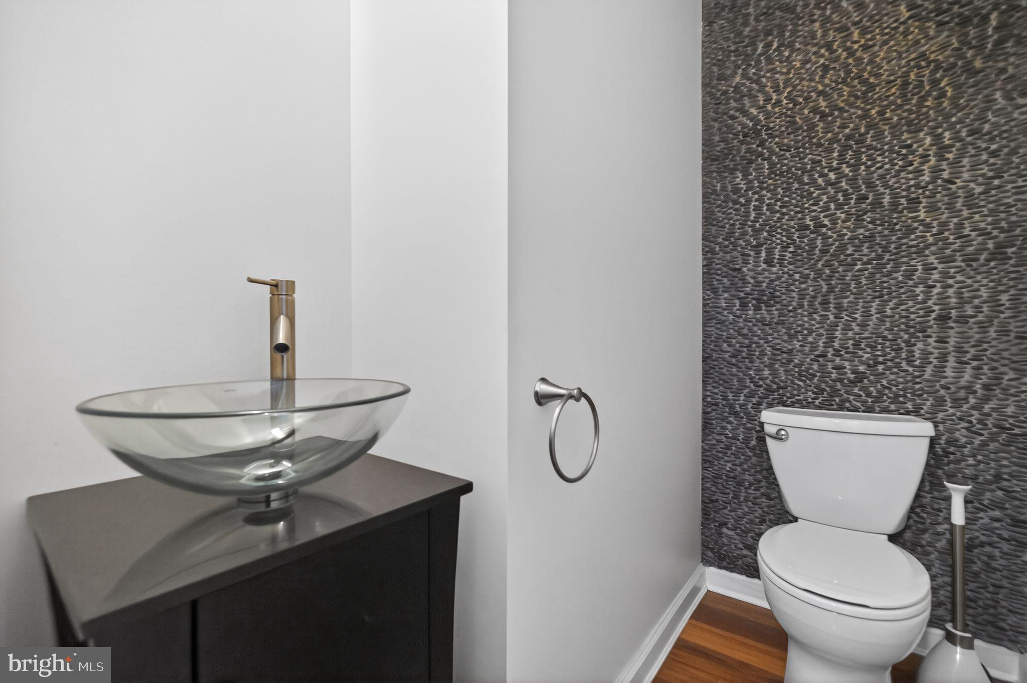 REES ESTATE - Residential