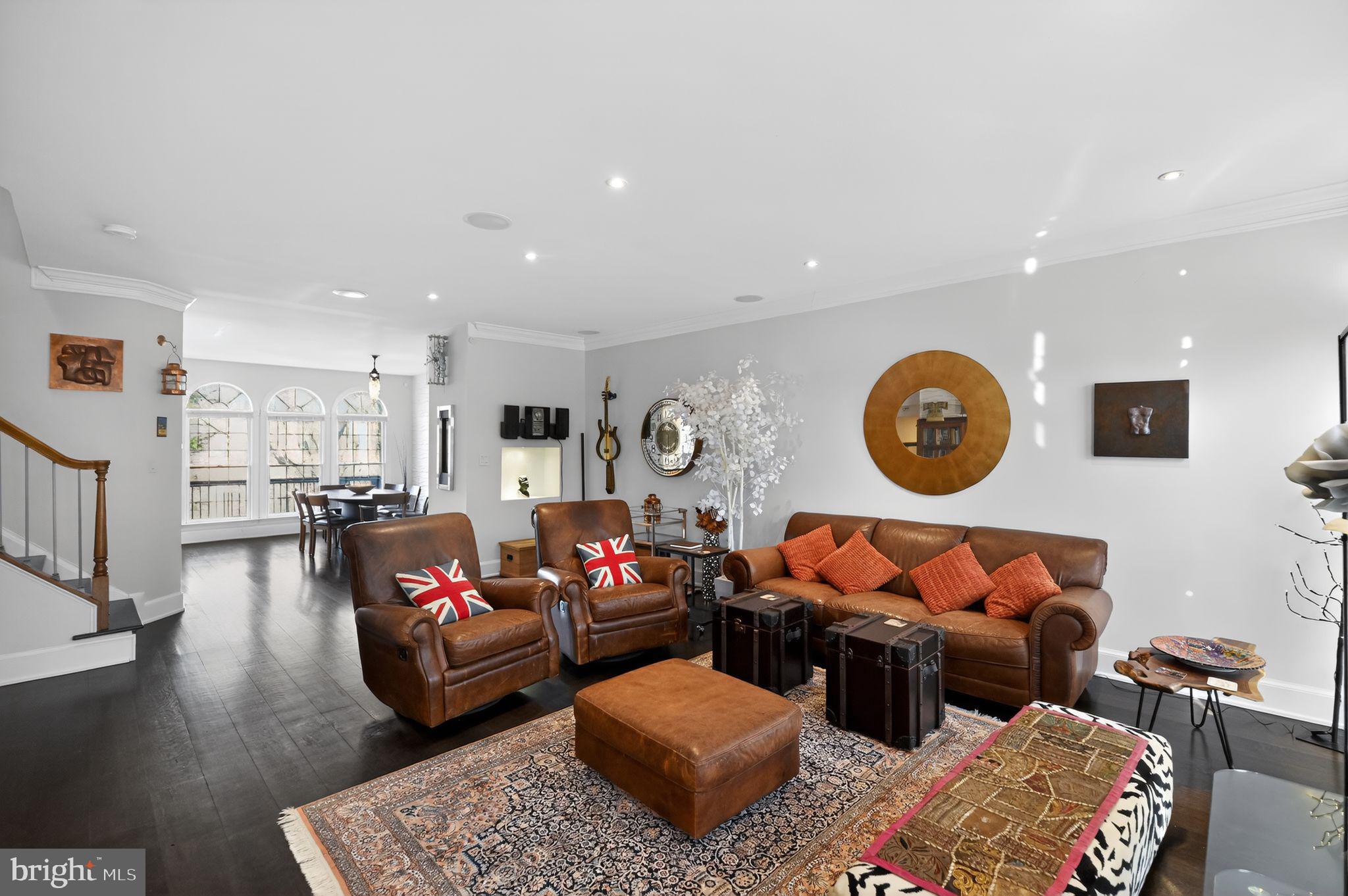 REES ESTATE - Residential