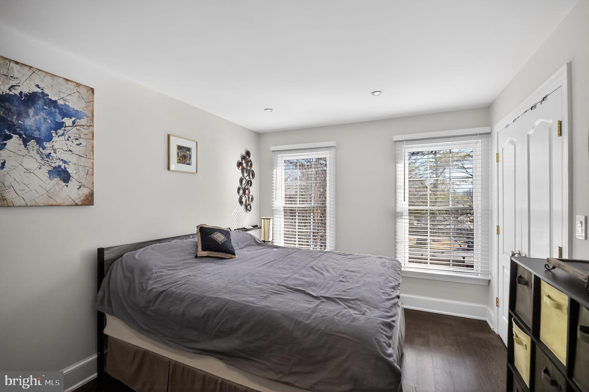 REES ESTATE - Residential