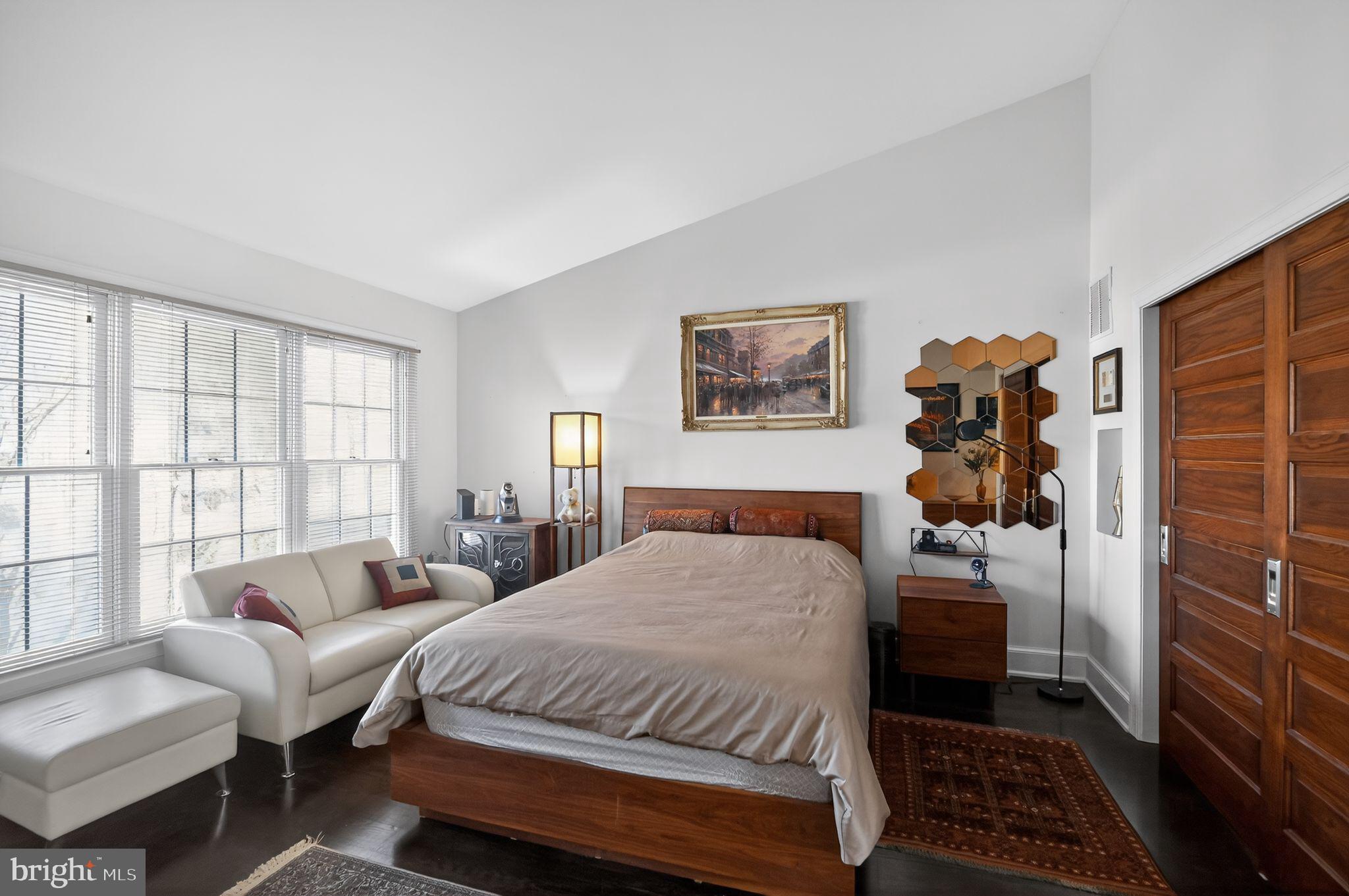 REES ESTATE - Residential