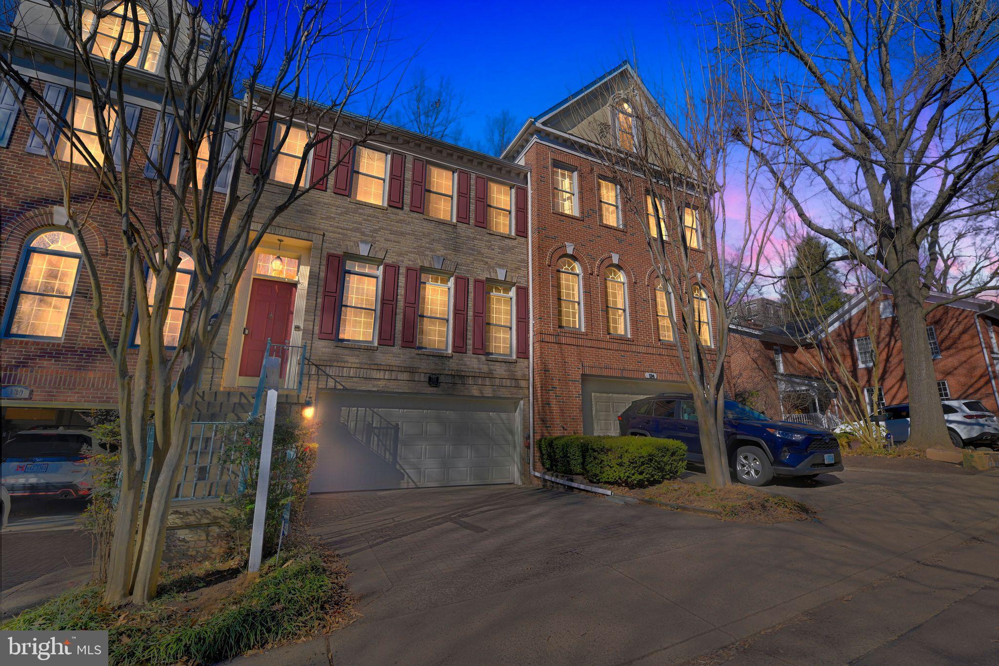 REES ESTATE - Residential