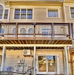 REES ESTATE - Residential