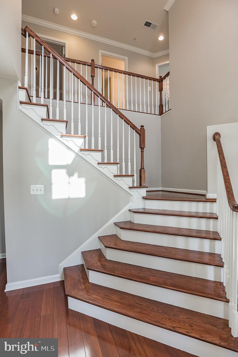 AUTUMN HILLS - Residential