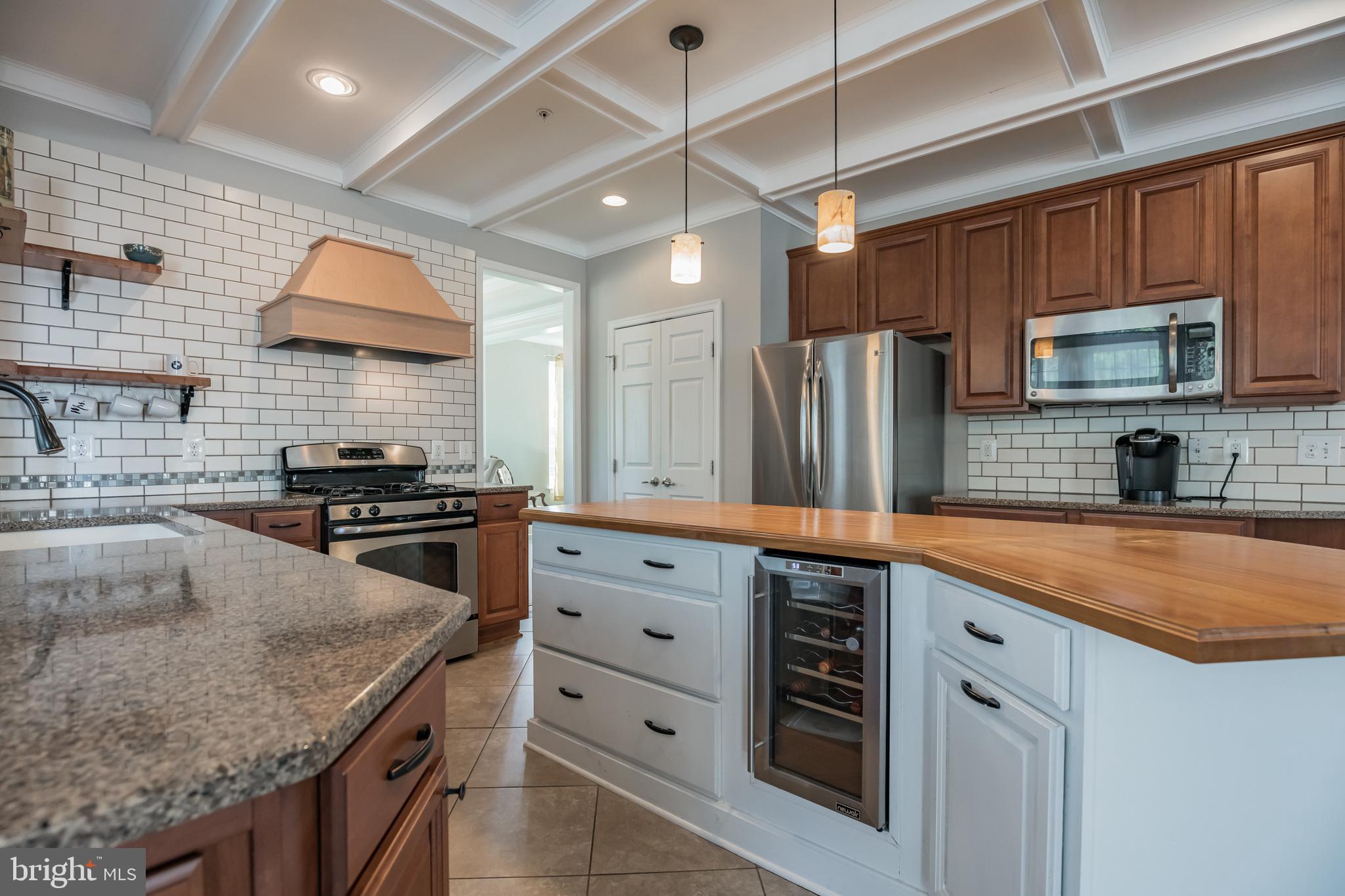 AUTUMN HILLS - Residential