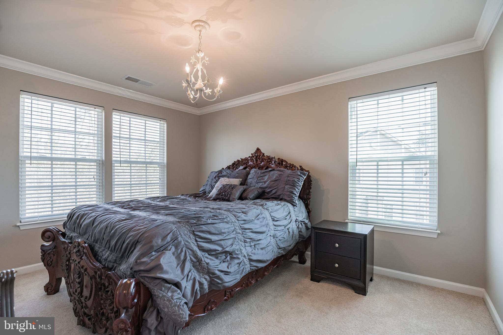 AUTUMN HILLS - Residential