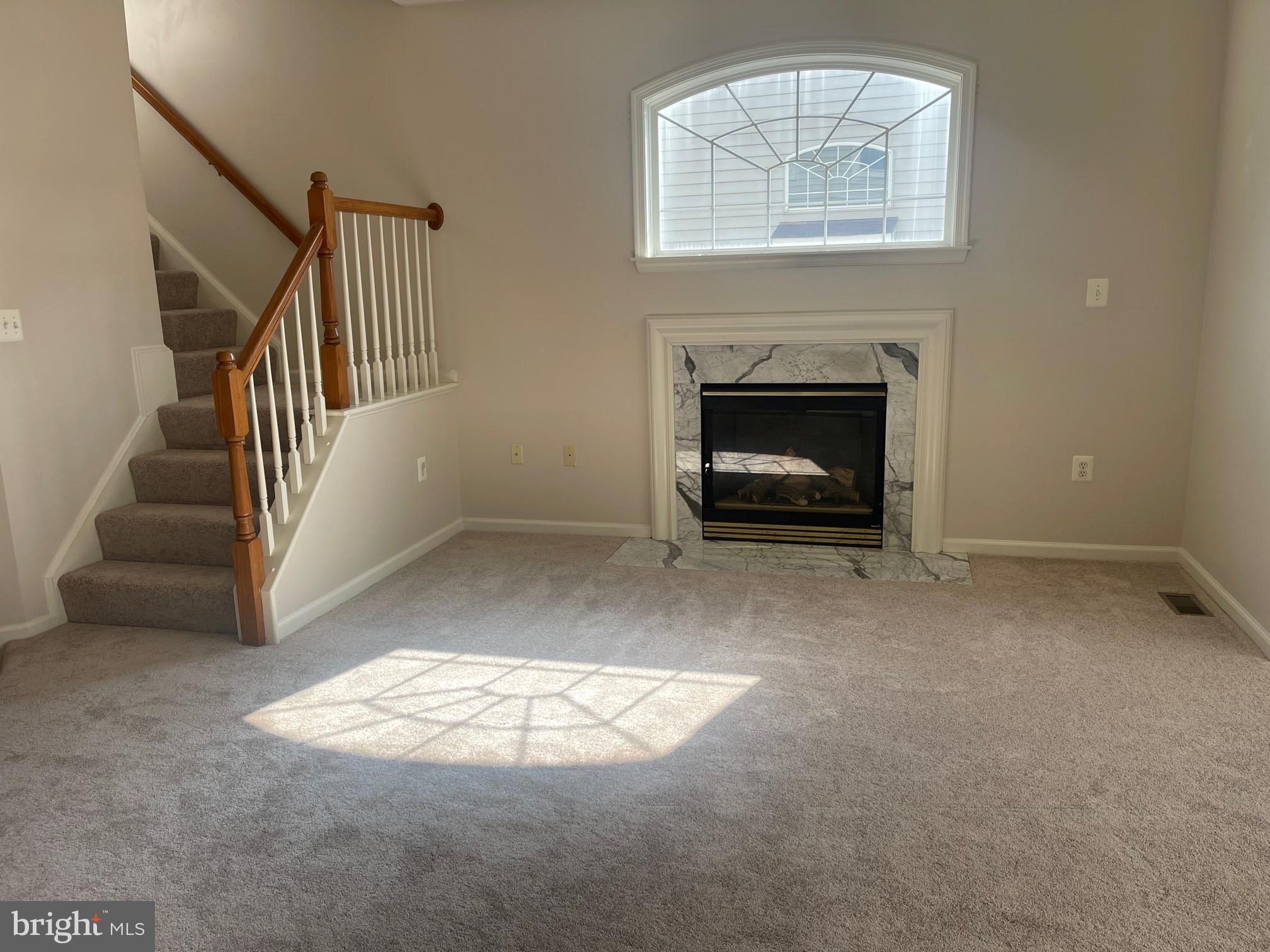 NORTHLAKE - Residential Lease