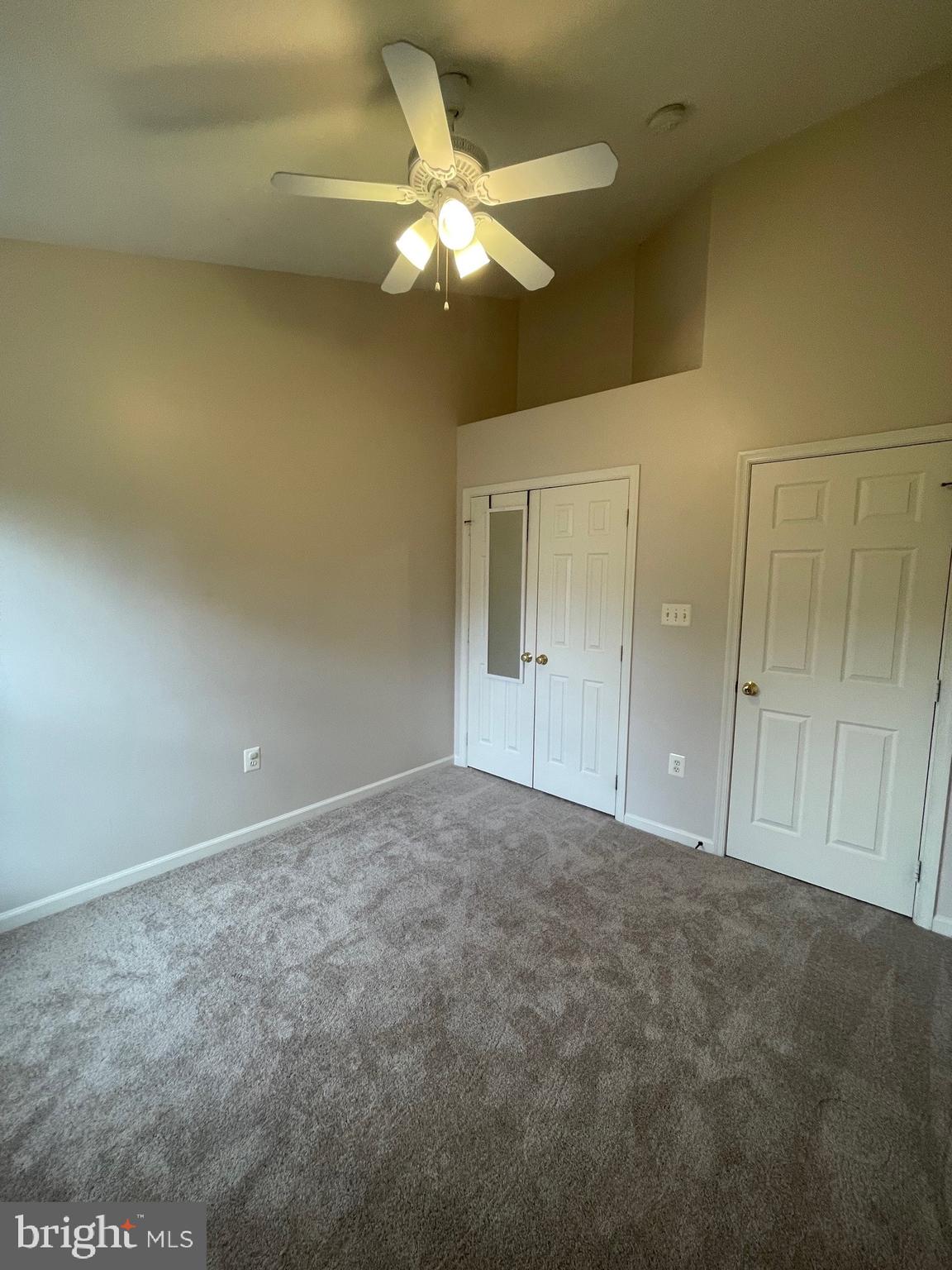 NORTHLAKE - Residential Lease