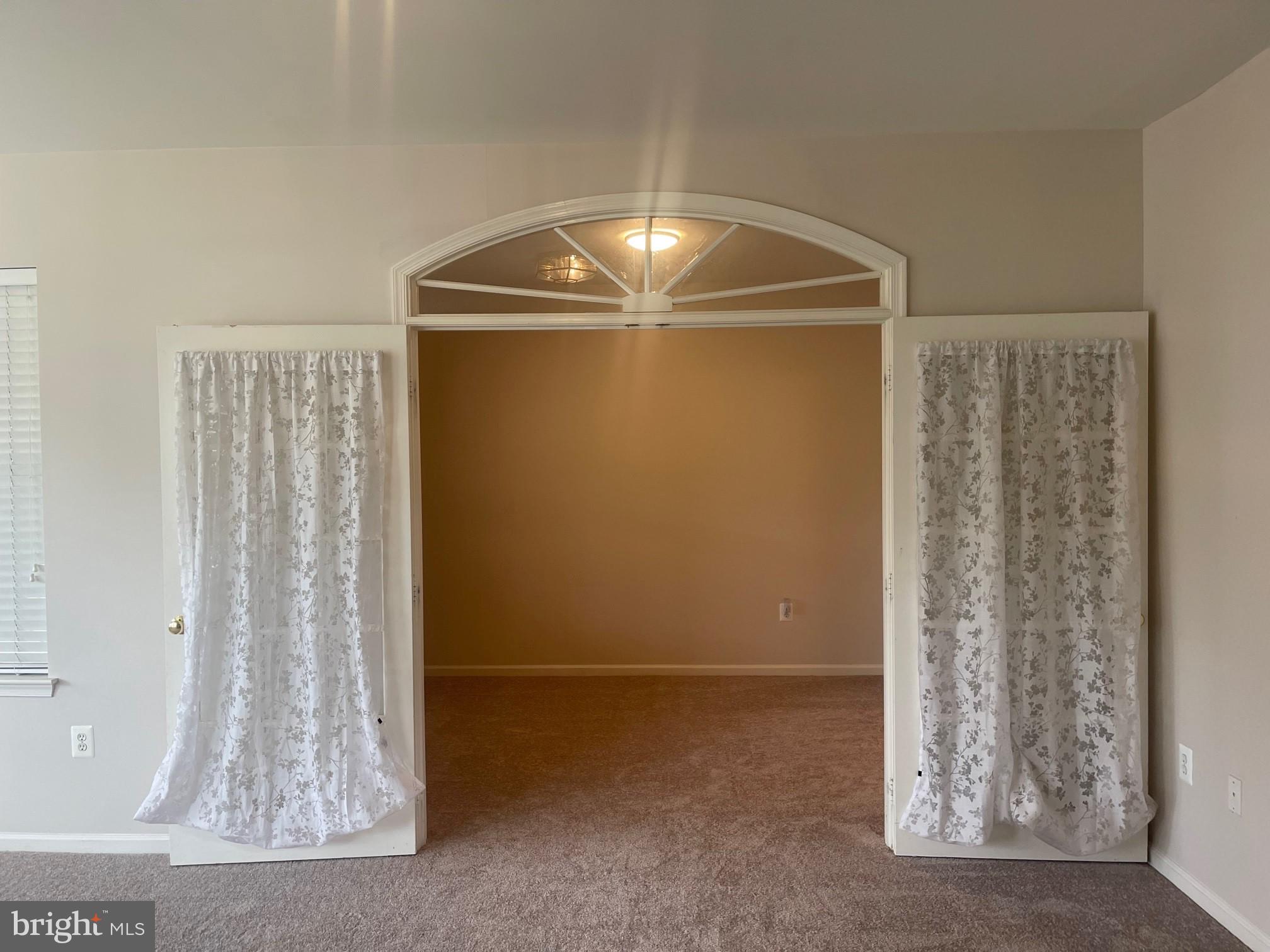 NORTHLAKE - Residential Lease