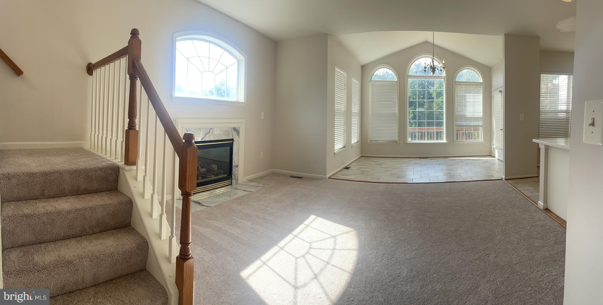 NORTHLAKE - Residential Lease