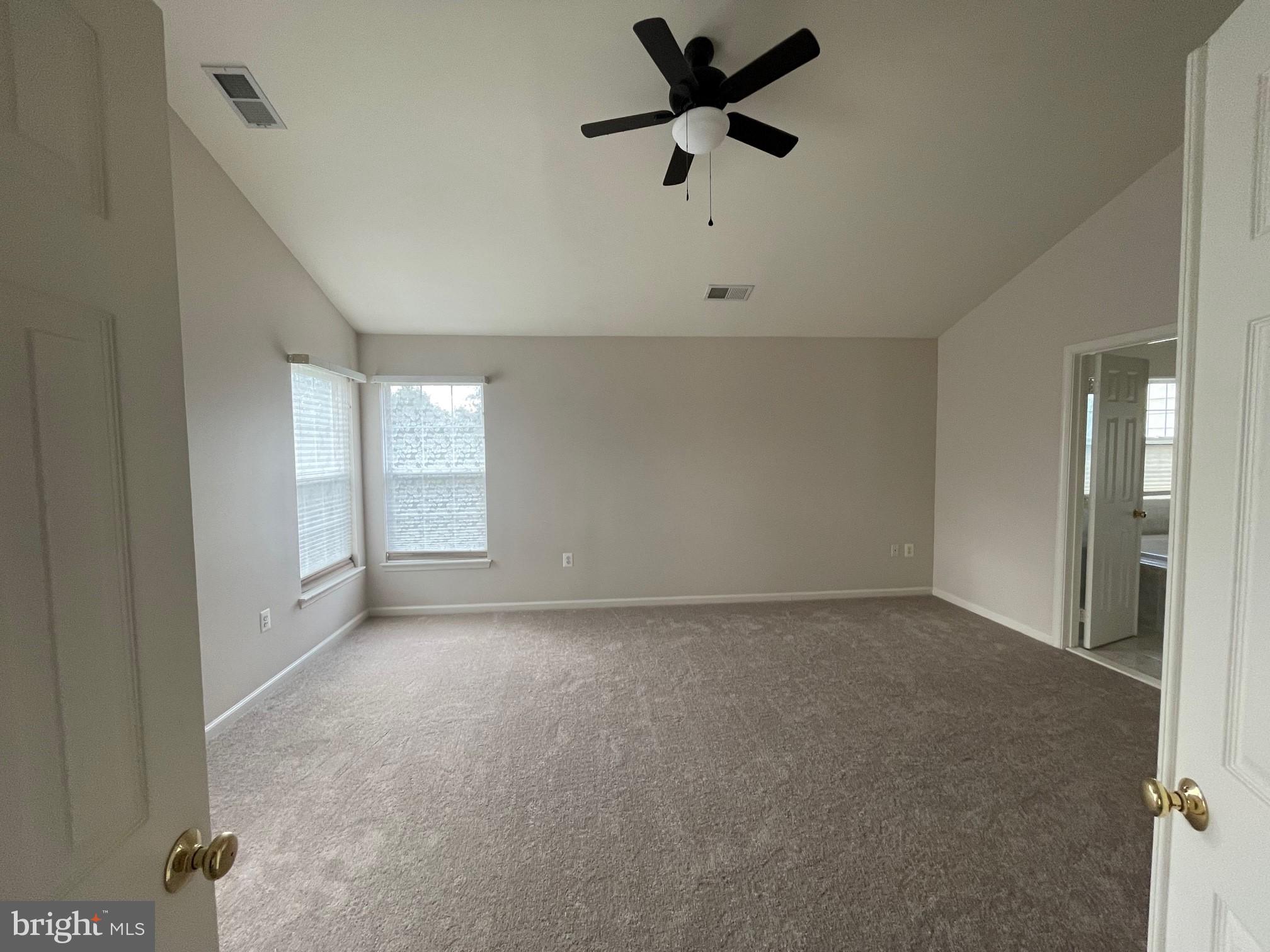 NORTHLAKE - Residential Lease