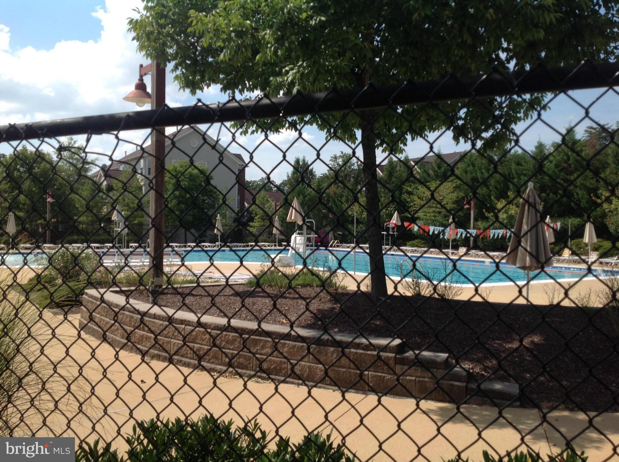 NORTHLAKE - Residential Lease