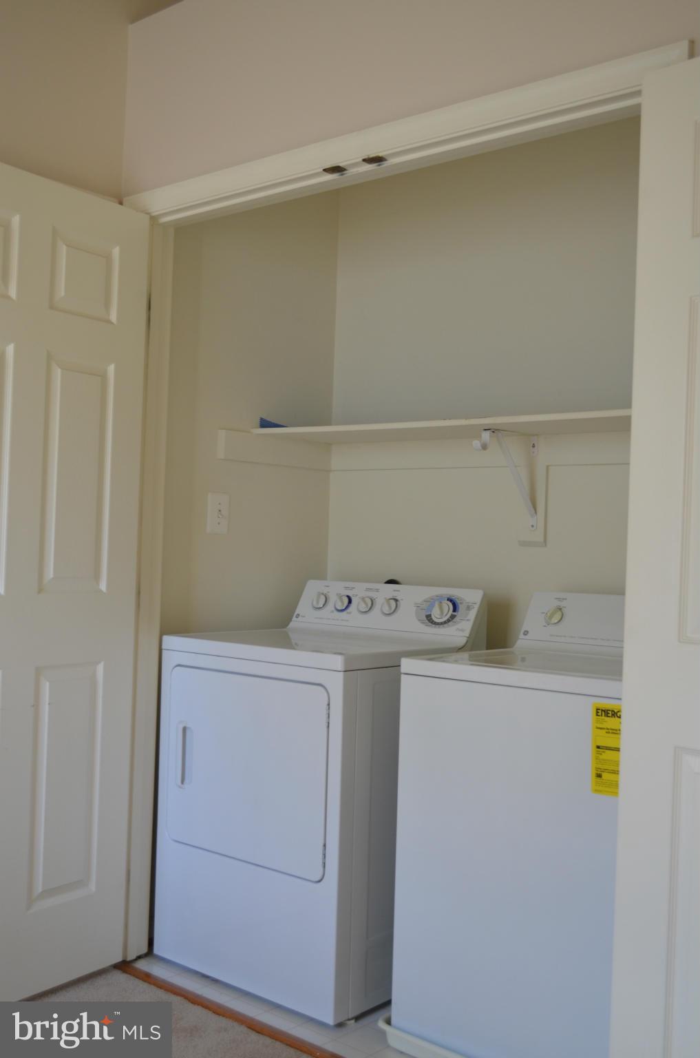 NORTHLAKE - Residential Lease