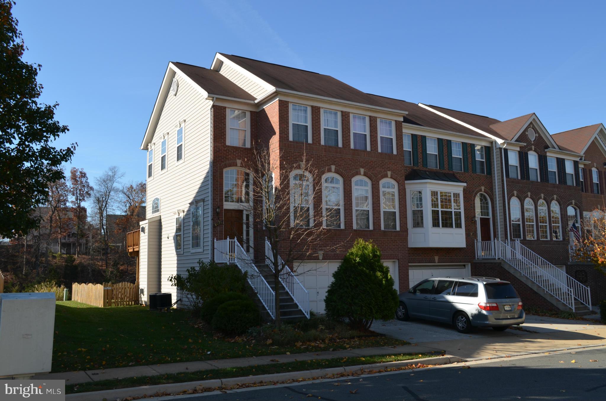 NORTHLAKE - Residential Lease