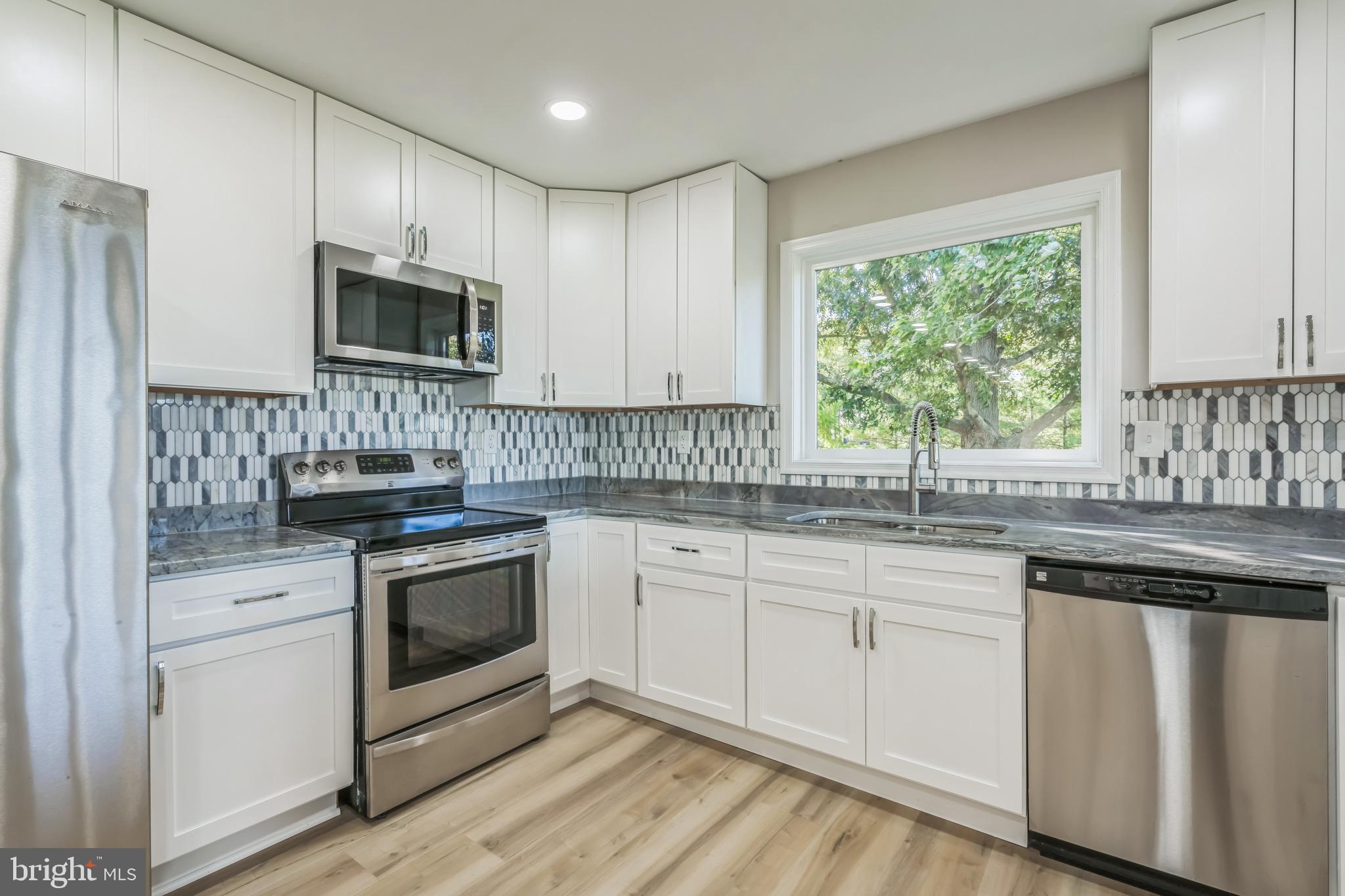 53 PROSPECT BAY DRIVE W