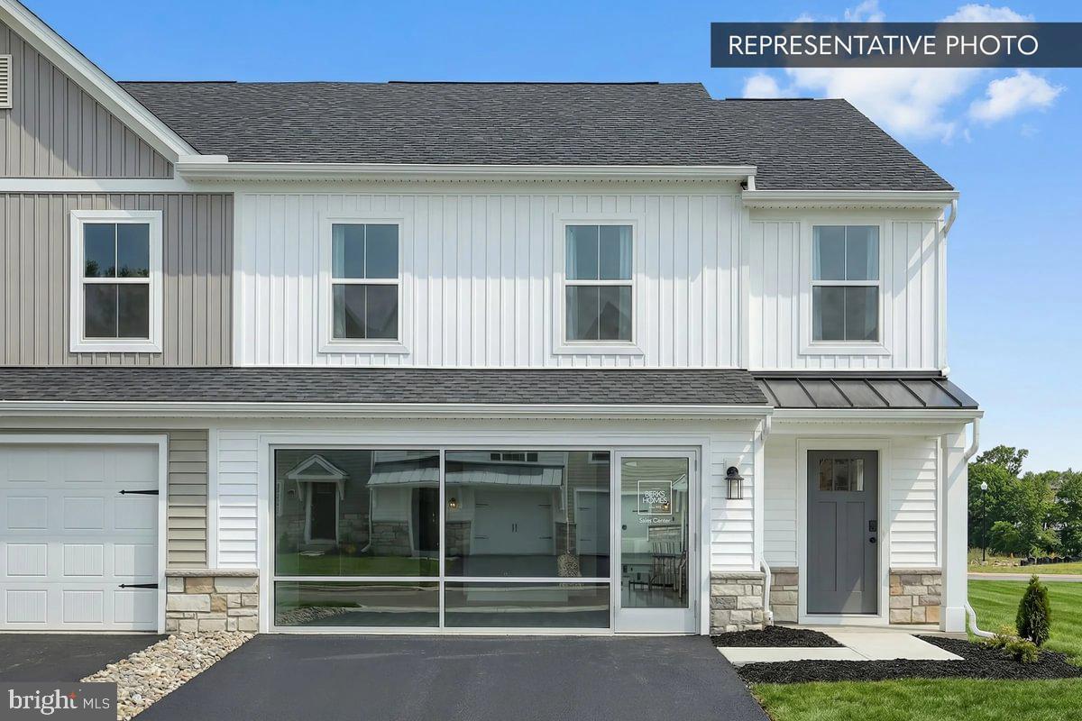 ELIZABETH VILLAGE - Residential