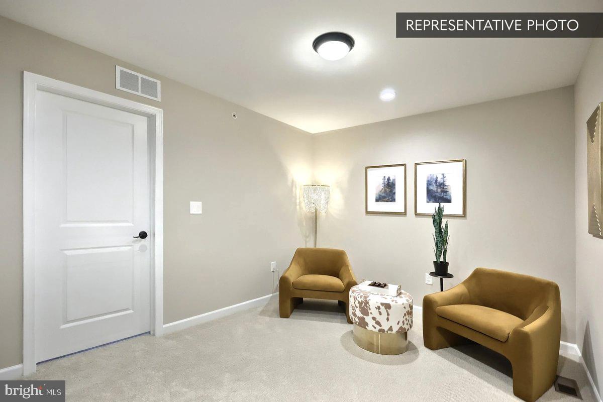 ELIZABETH VILLAGE - Residential