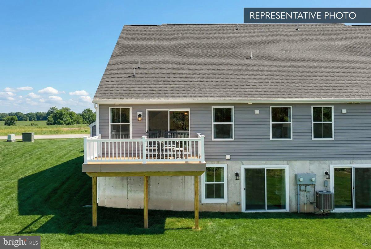 ELIZABETH VILLAGE - Residential
