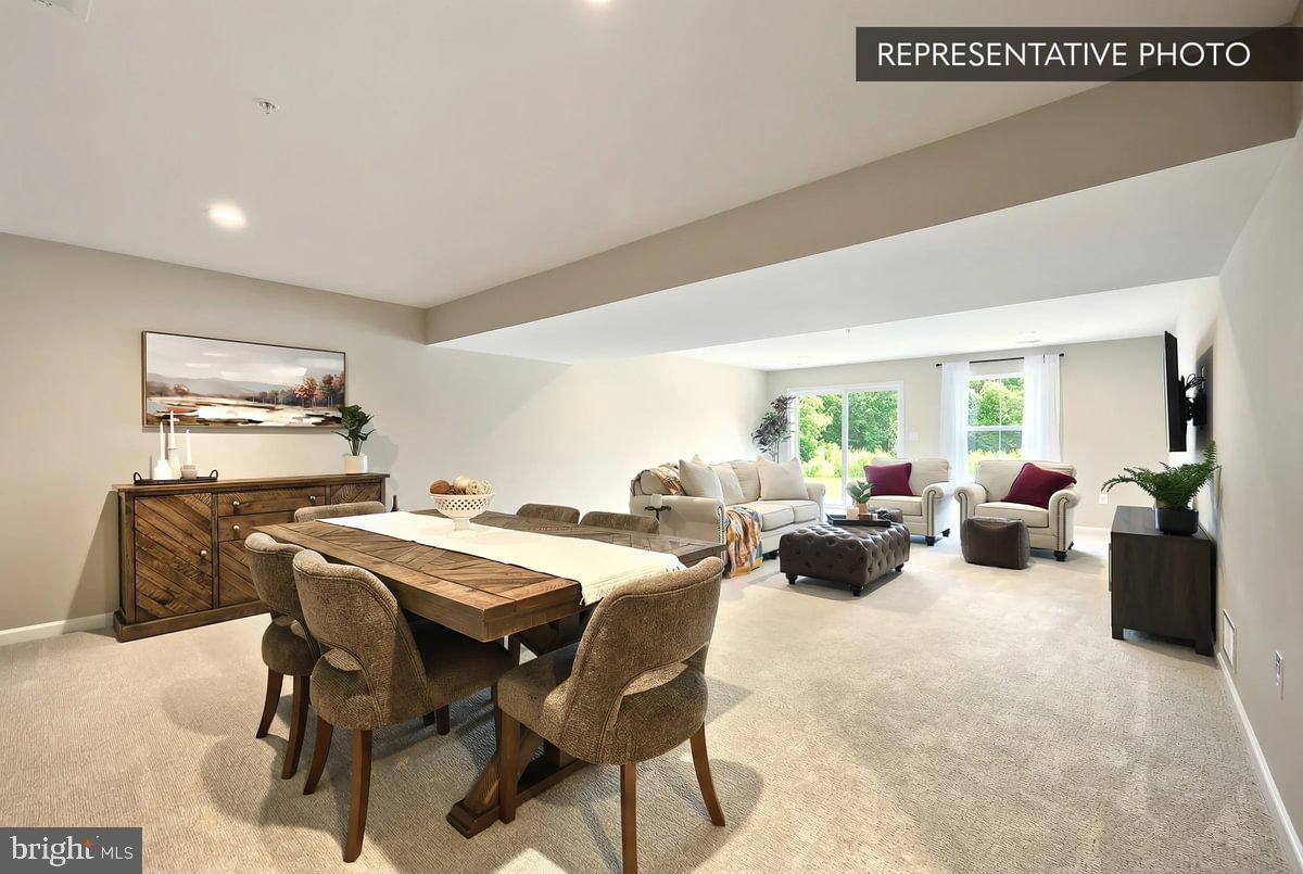 ELIZABETH VILLAGE - Residential