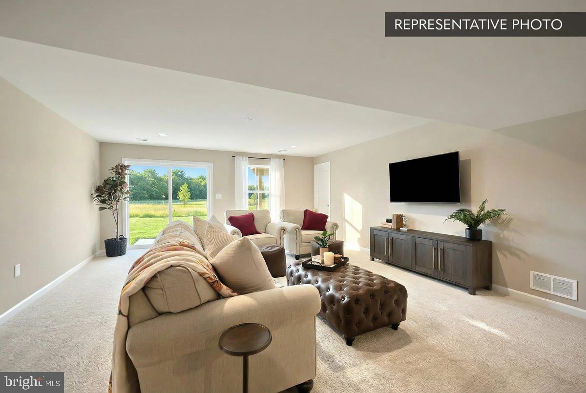 ELIZABETH VILLAGE - Residential