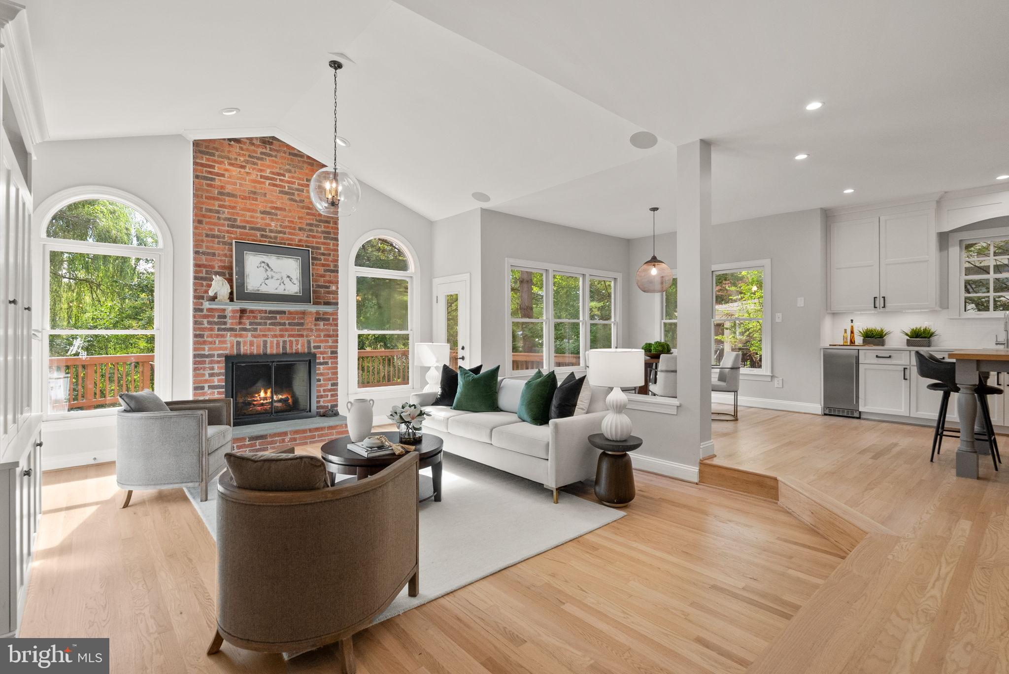 WOODMONT - Residential