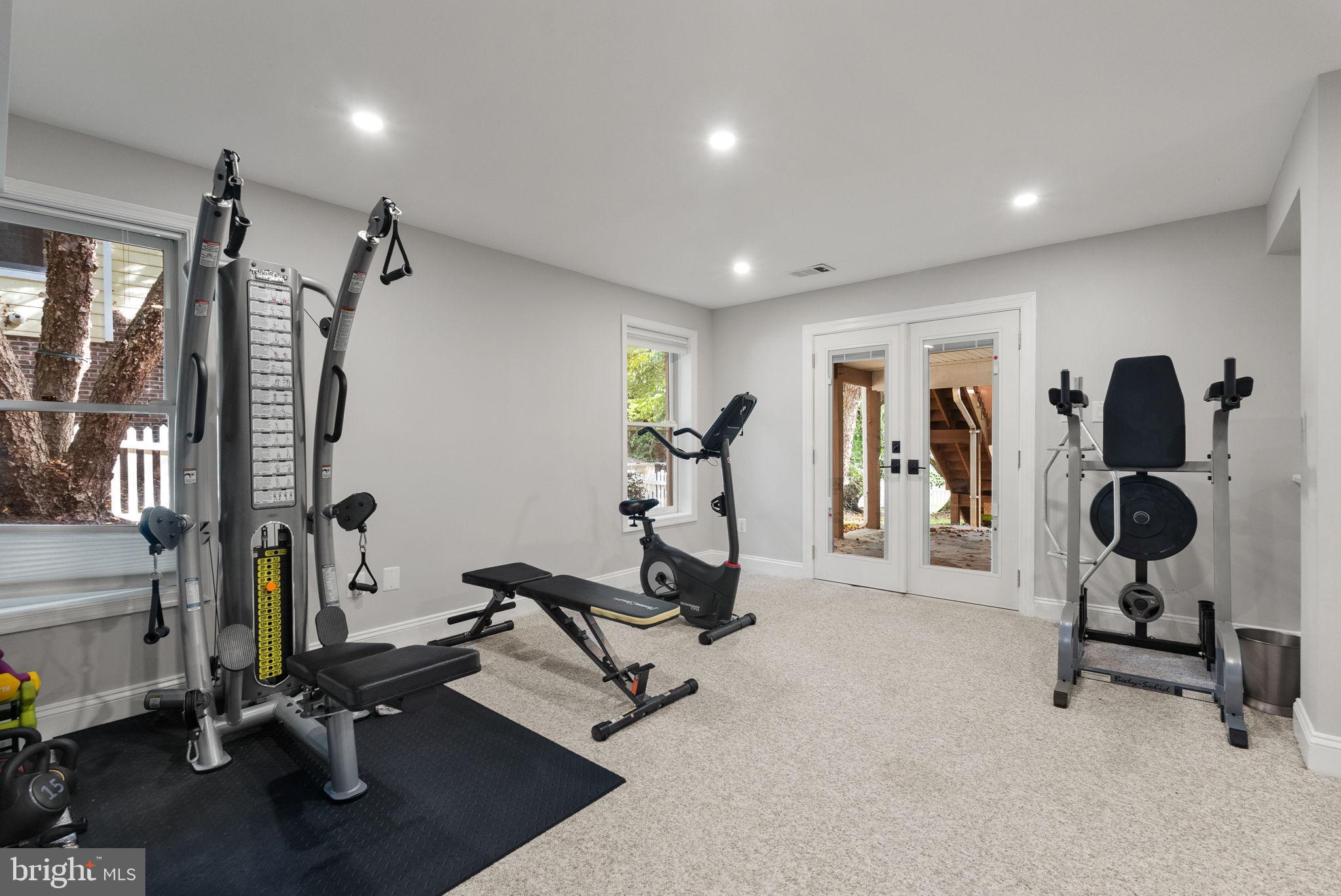 WOODMONT - Residential