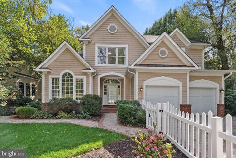 2708 24TH STREET N ARLINGTON VA 22207