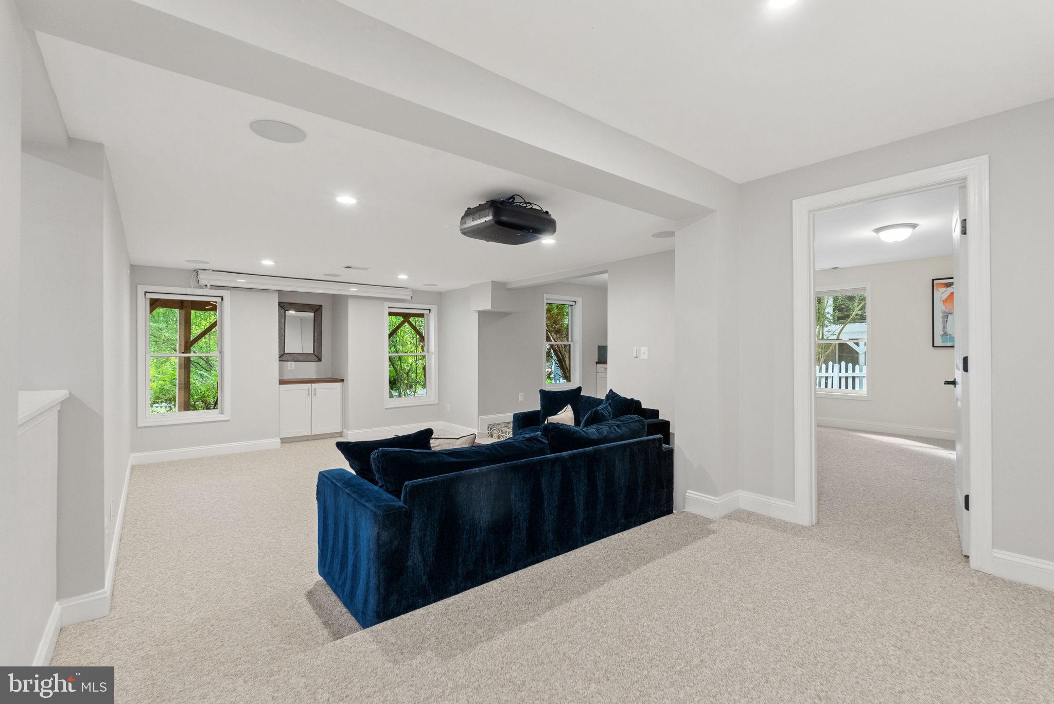 WOODMONT - Residential