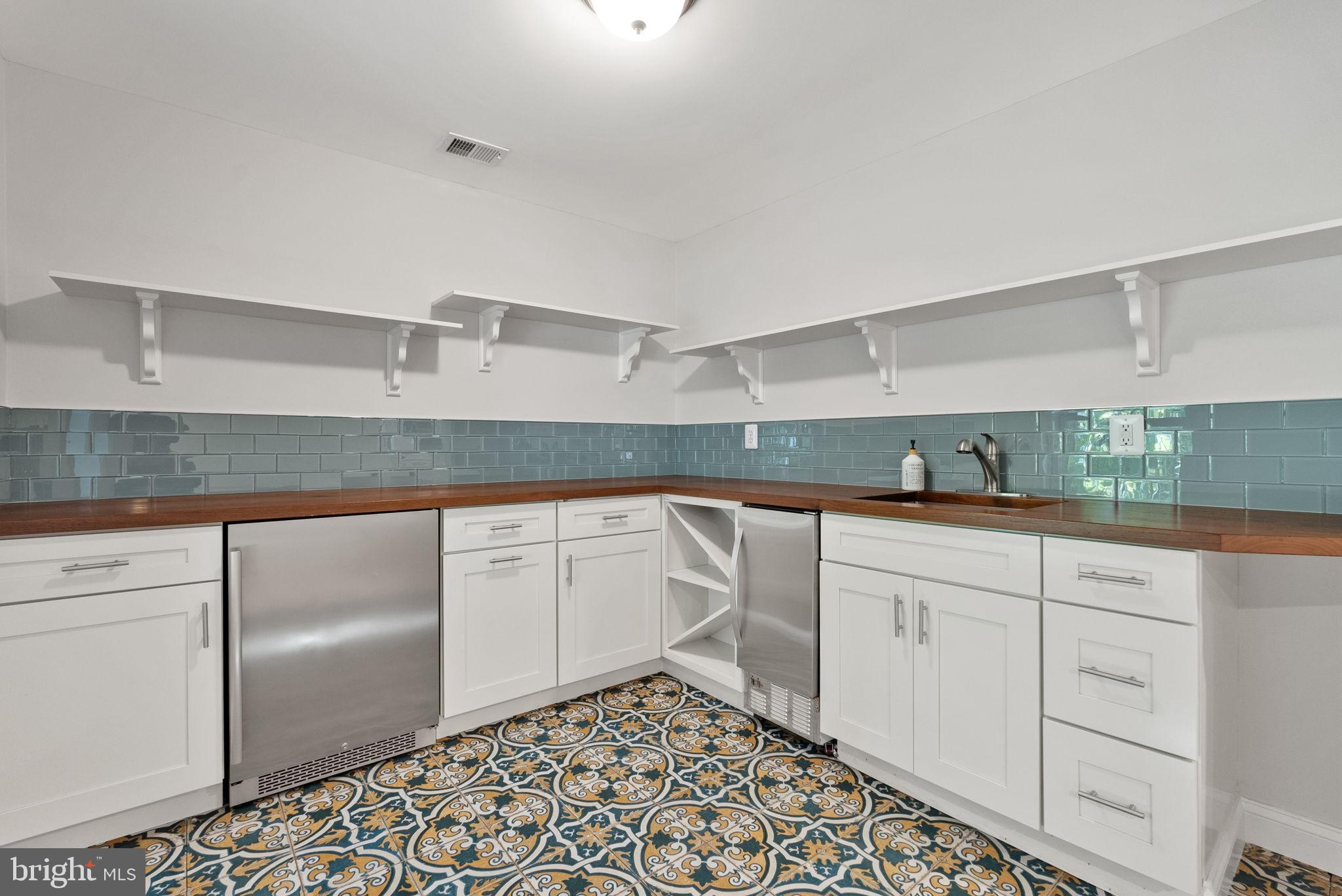 WOODMONT - Residential