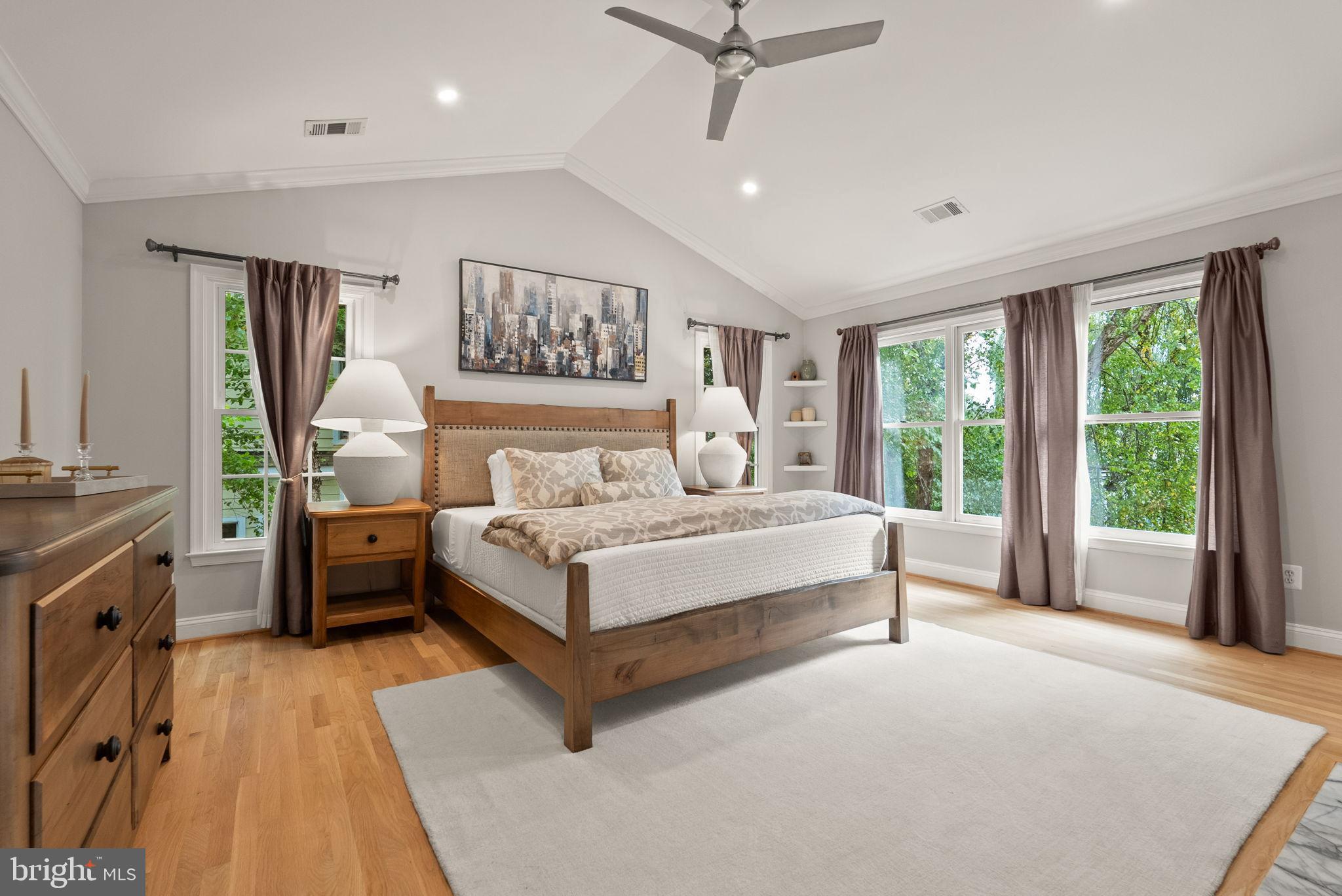 WOODMONT - Residential