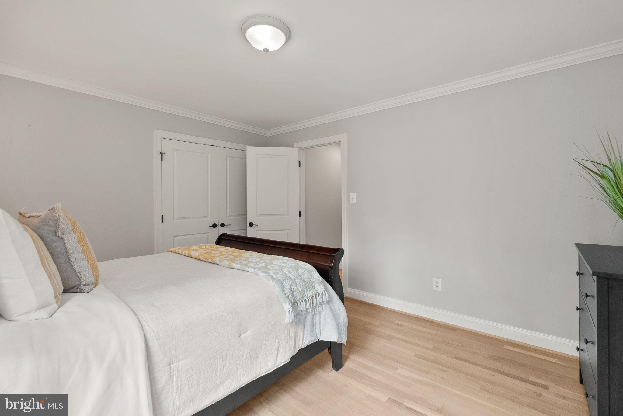 WOODMONT - Residential