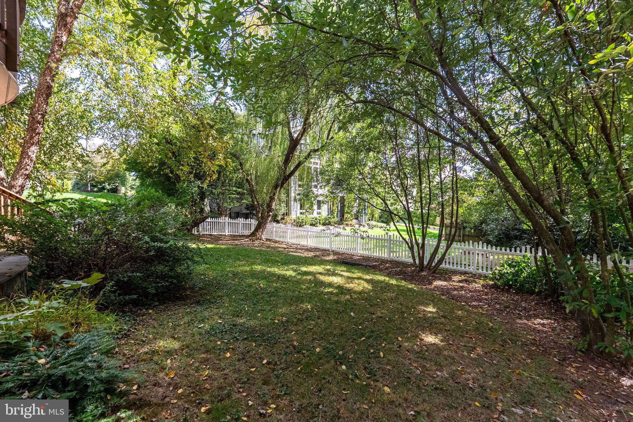 WOODMONT - Residential