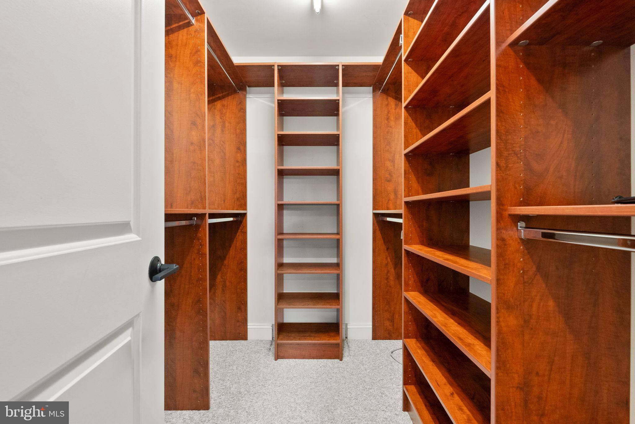 WOODMONT - Residential