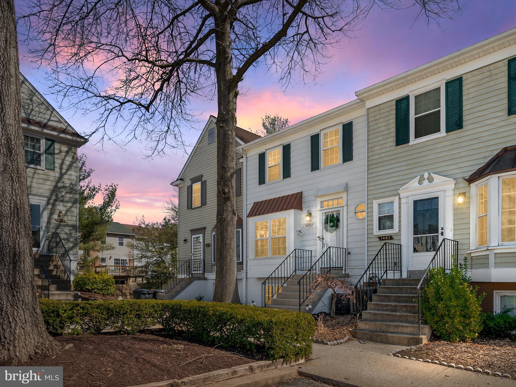 CROFTON MEWS CONDO - Residential