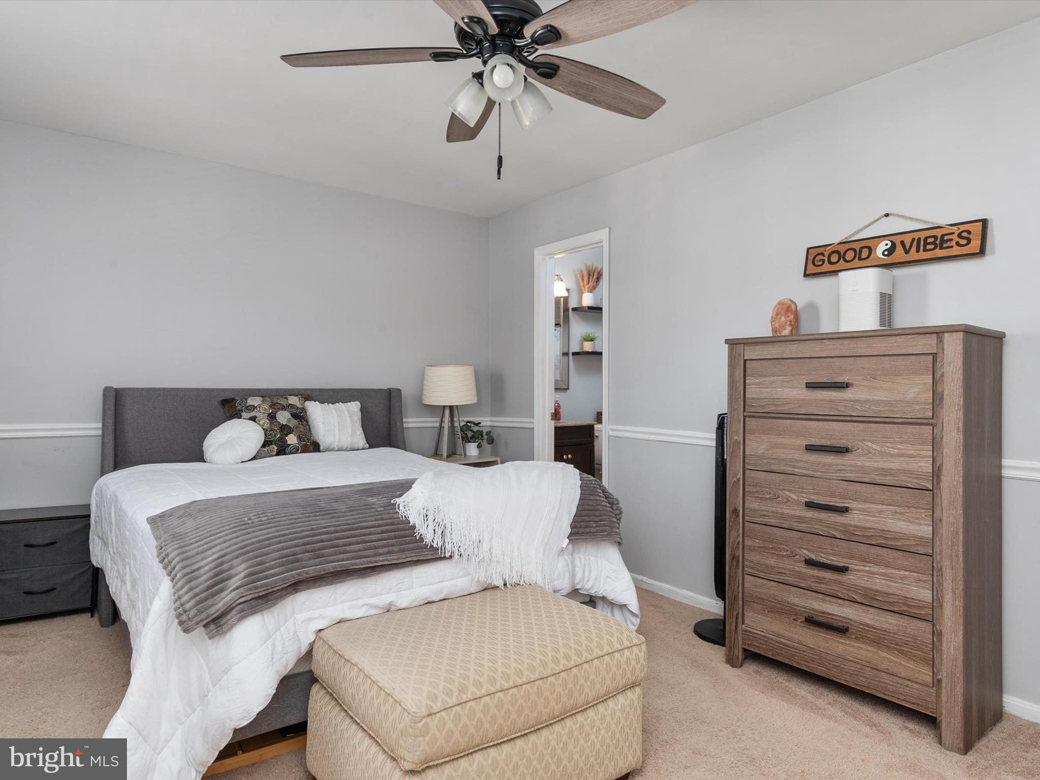 CROFTON MEWS CONDO - Residential