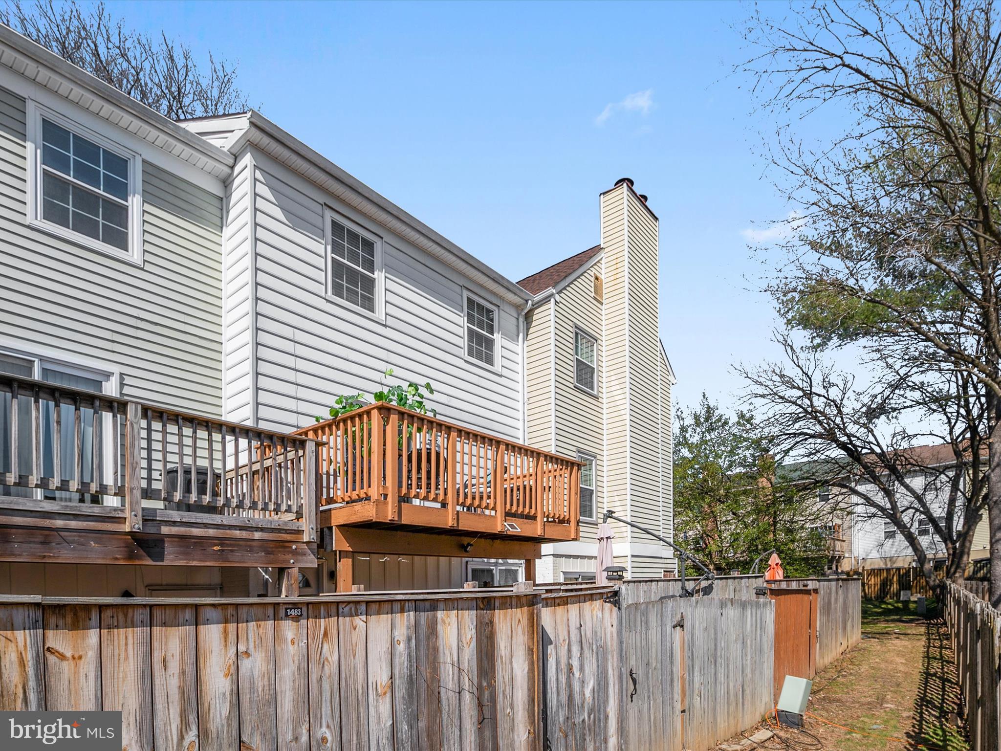 CROFTON MEWS CONDO - Residential