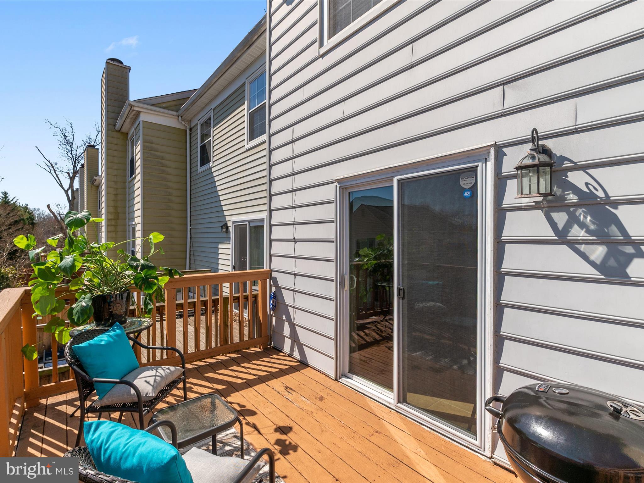 CROFTON MEWS CONDO - Residential