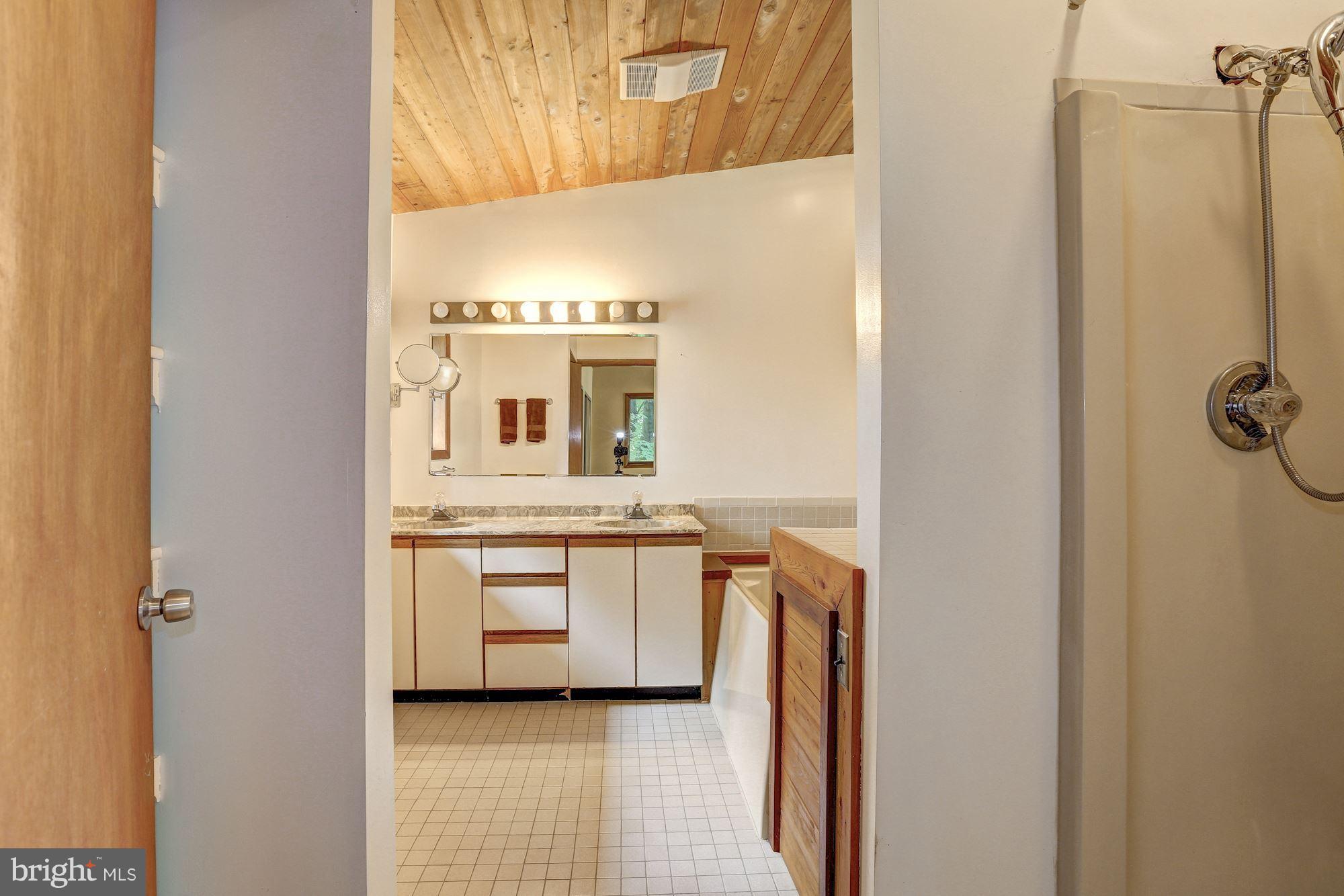 GOSHEN ESTATES - Residential