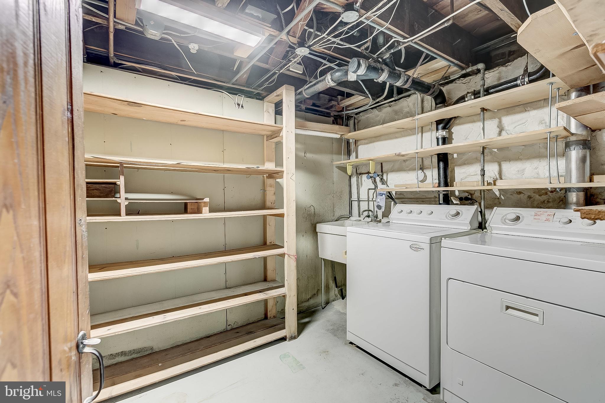 GREATER HOMELAND HISTORIC DISTRICT - Residential