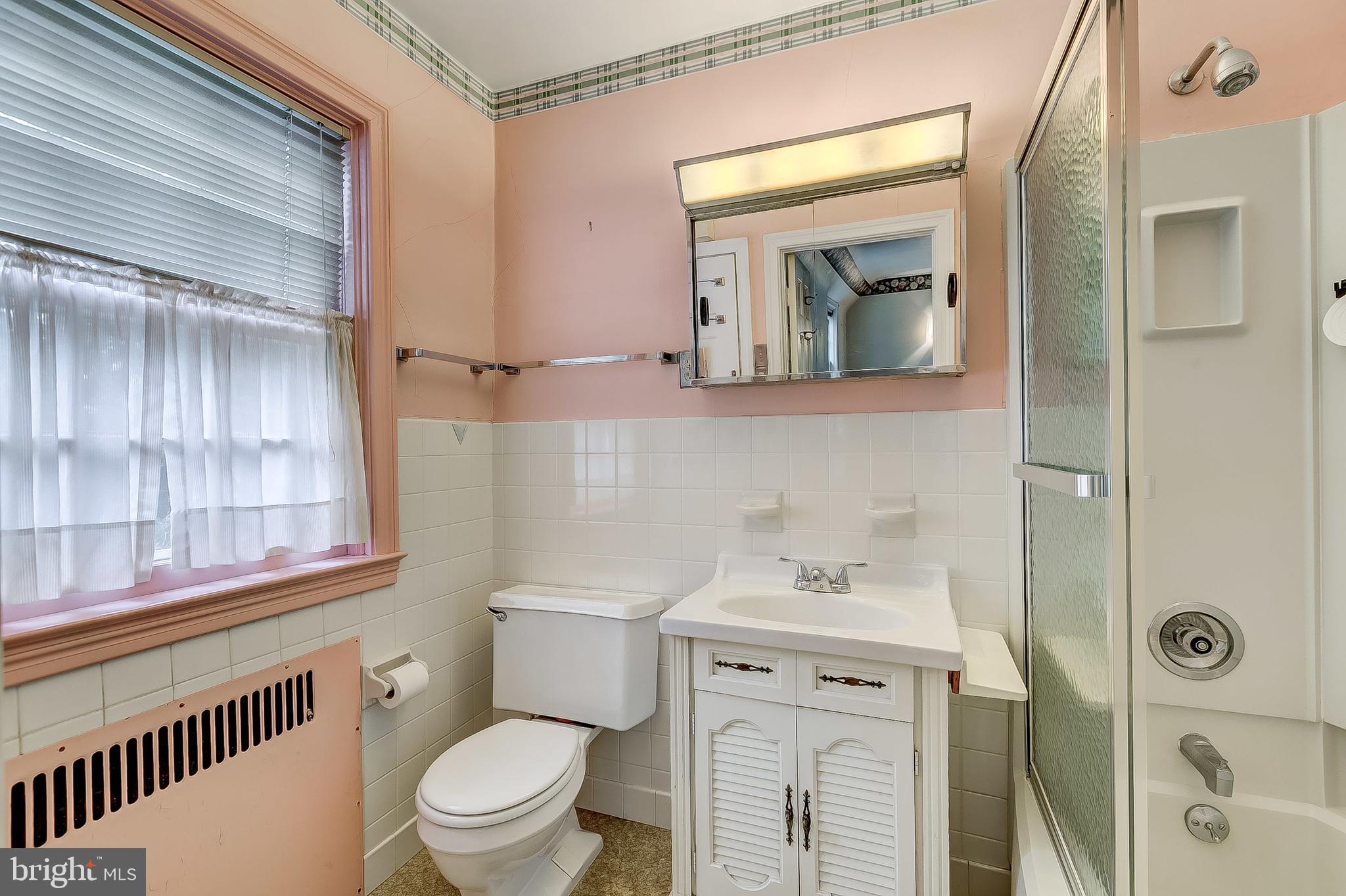 GREATER HOMELAND HISTORIC DISTRICT - Residential