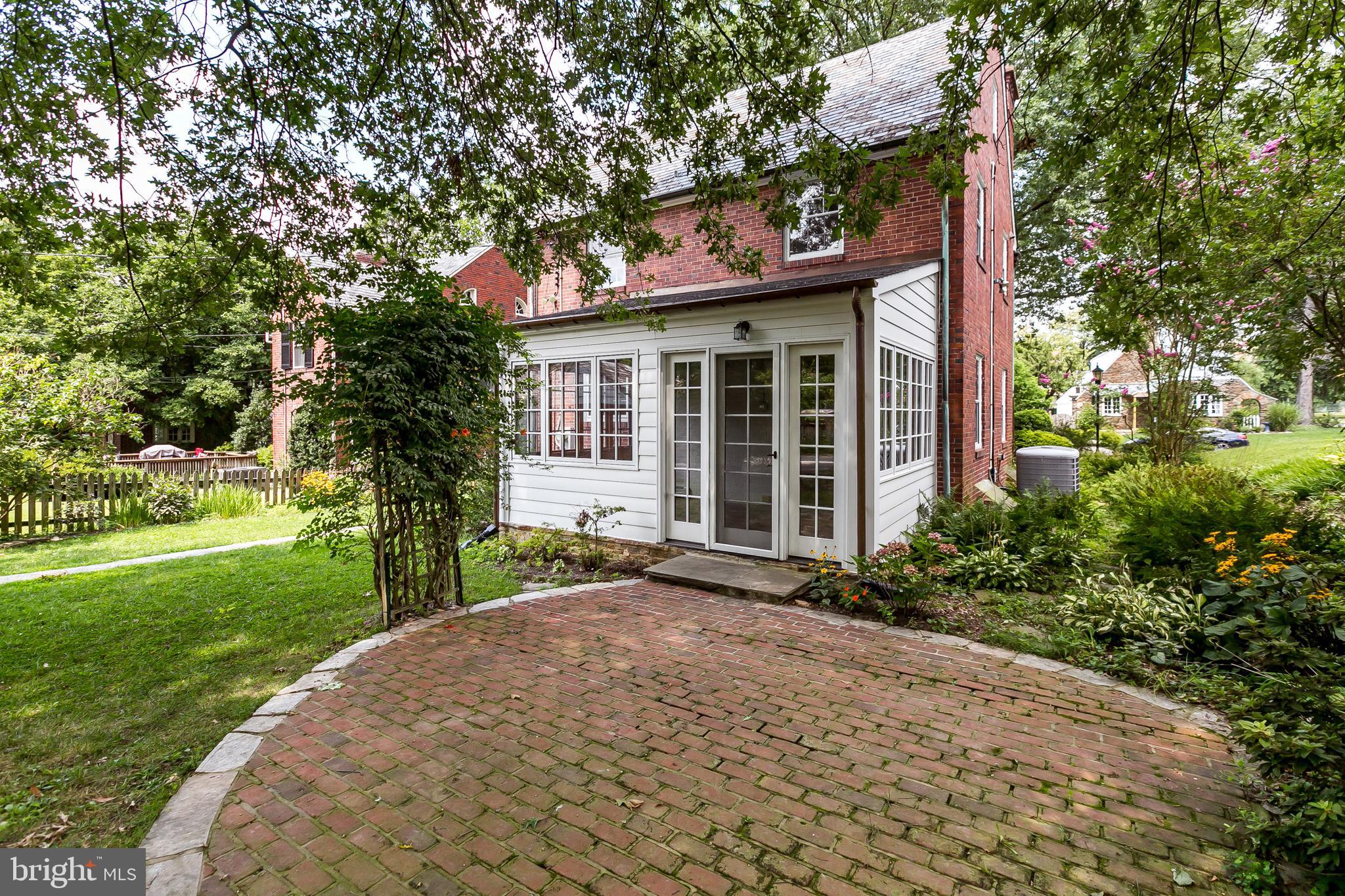 GREATER HOMELAND HISTORIC DISTRICT - Residential