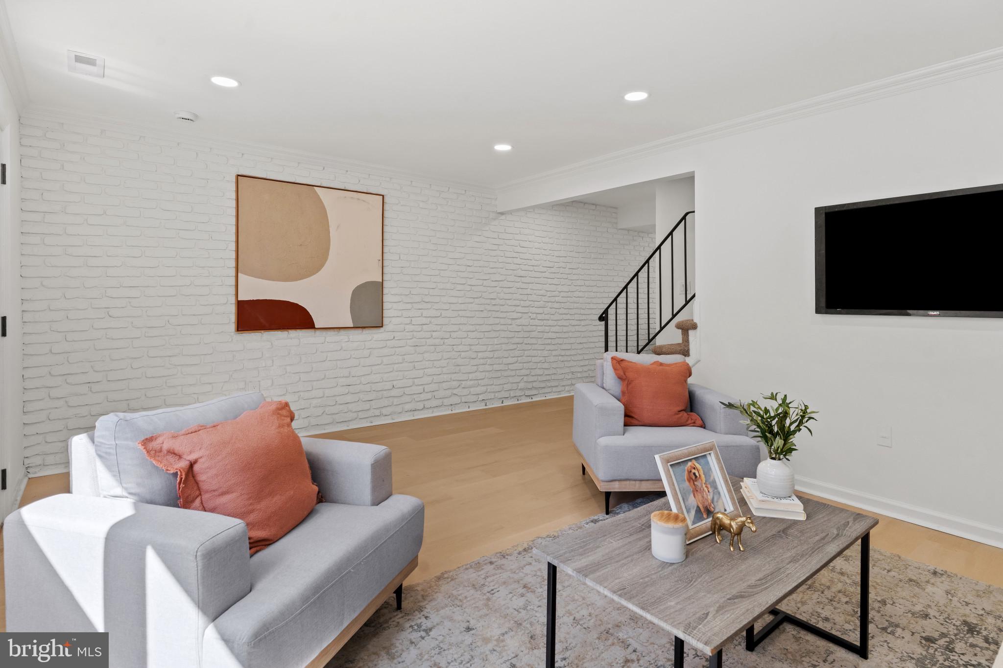 GLEN BURNIE HEIGHTS - Residential