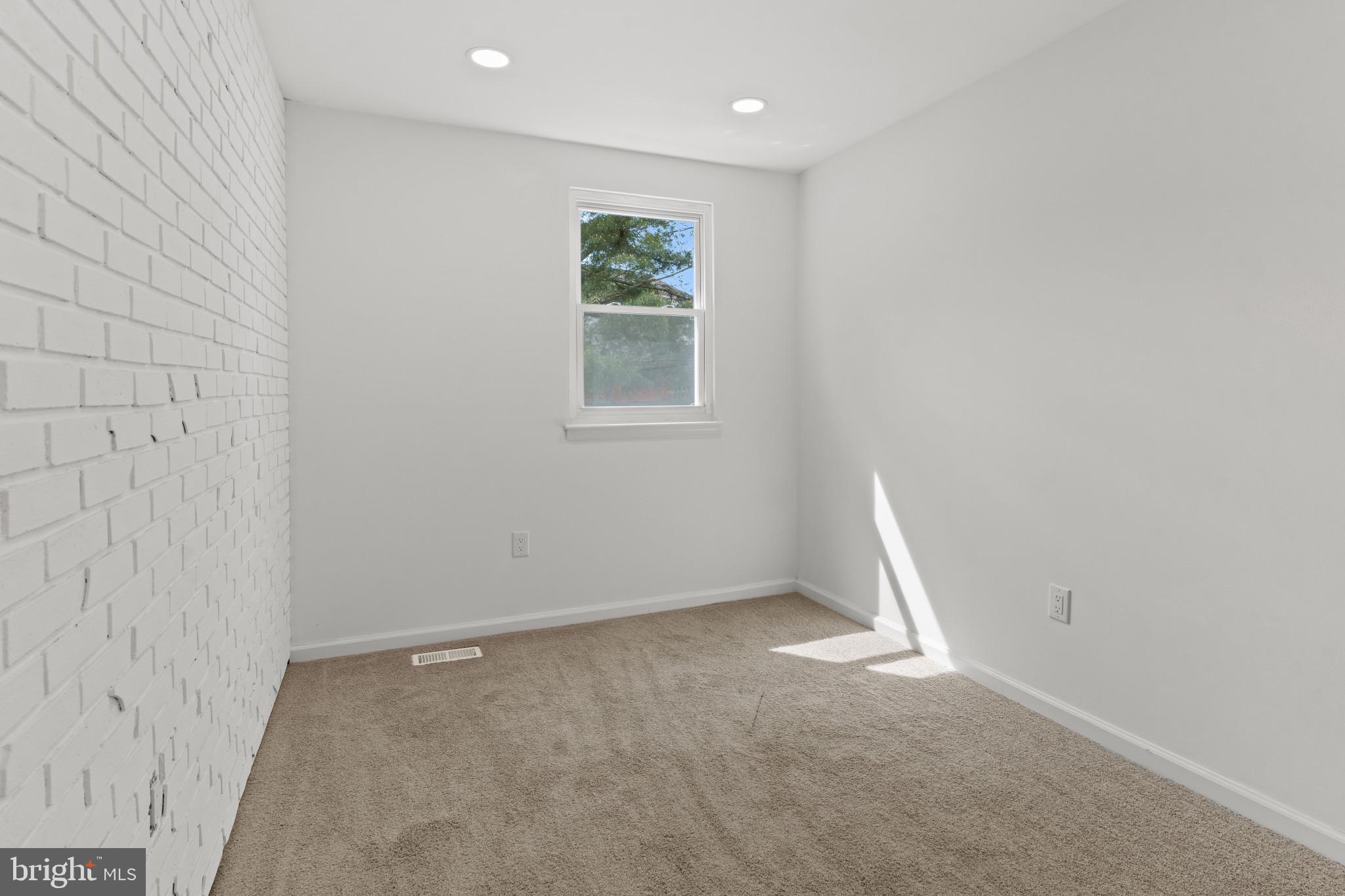 GLEN BURNIE HEIGHTS - Residential
